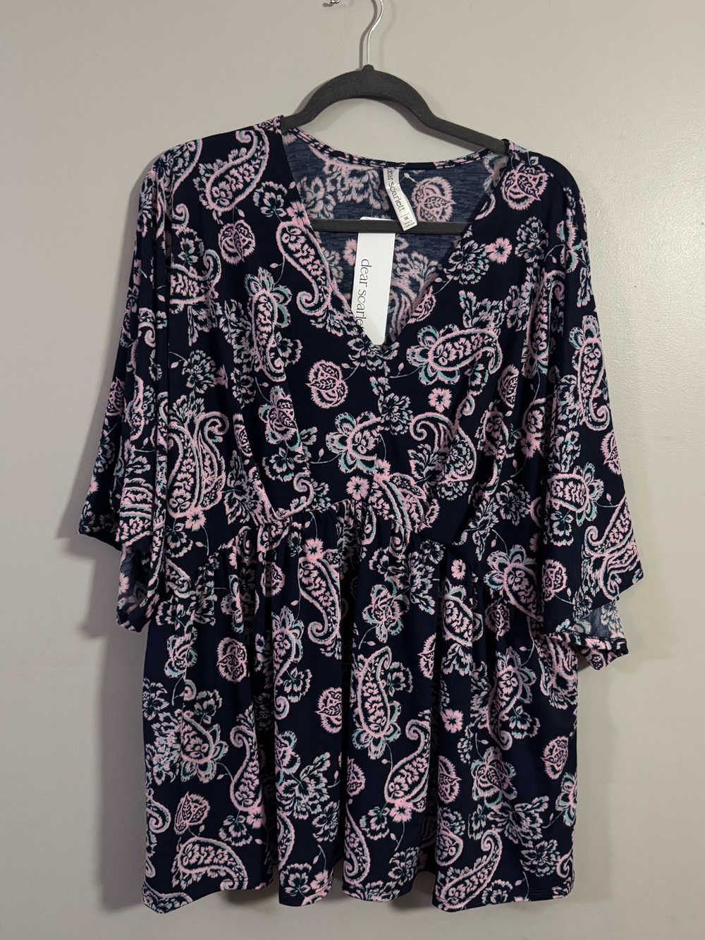 Dear Scarlett Navy and Pink Paisley V-Neck Women’s peplum blouse size 2x